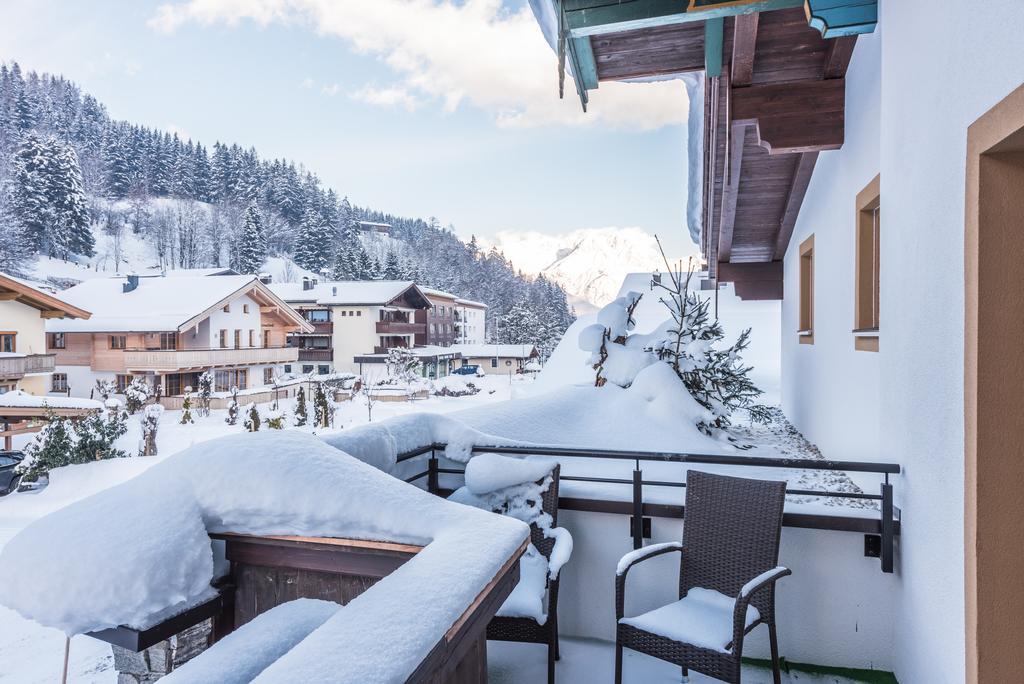 Pension Restaurant Dorfalm Leogang Extérieur photo