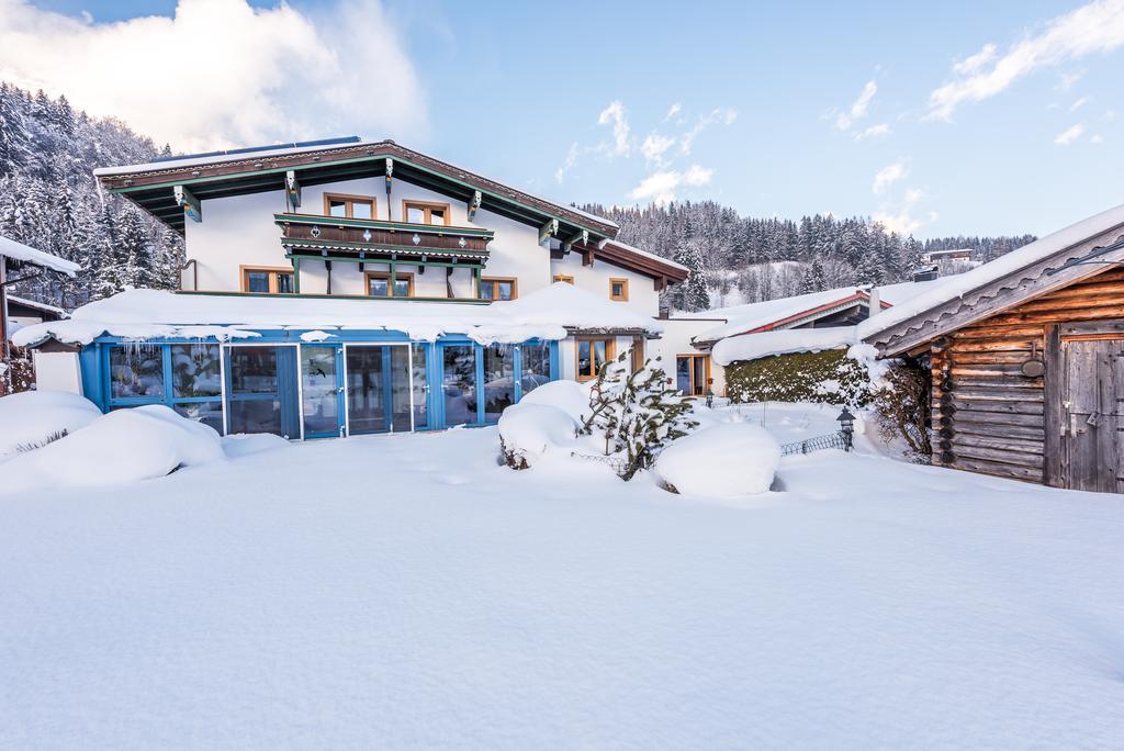 Pension Restaurant Dorfalm Leogang Extérieur photo